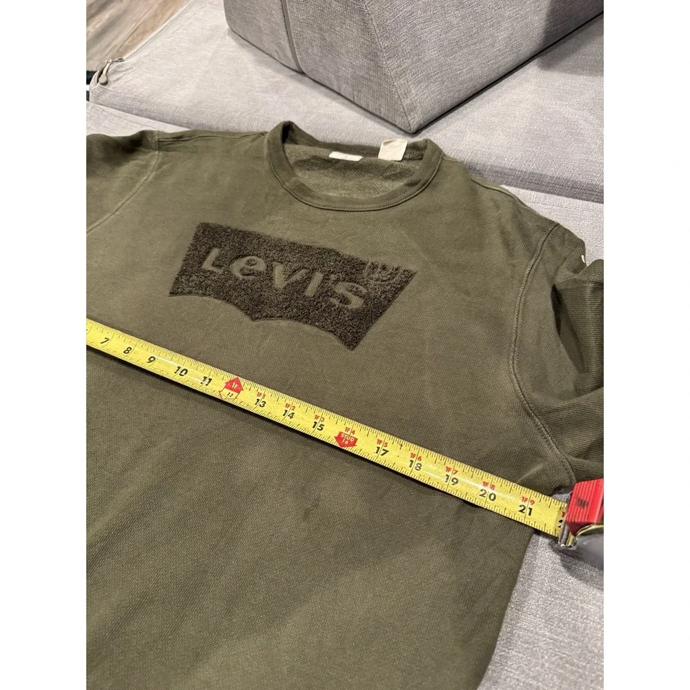 Levi's Men's Small Green Crew Neck Sweater Pullover